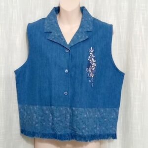 🔵BOGO FREE🔵 220 Hickory Chambray Floral Vest Top Sz M